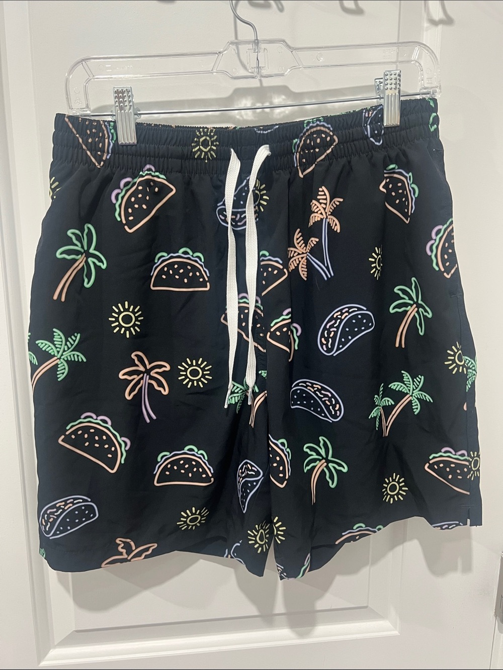chubbies Black Taco & Palm Neon-Print Lined Swim Trunks Size Large